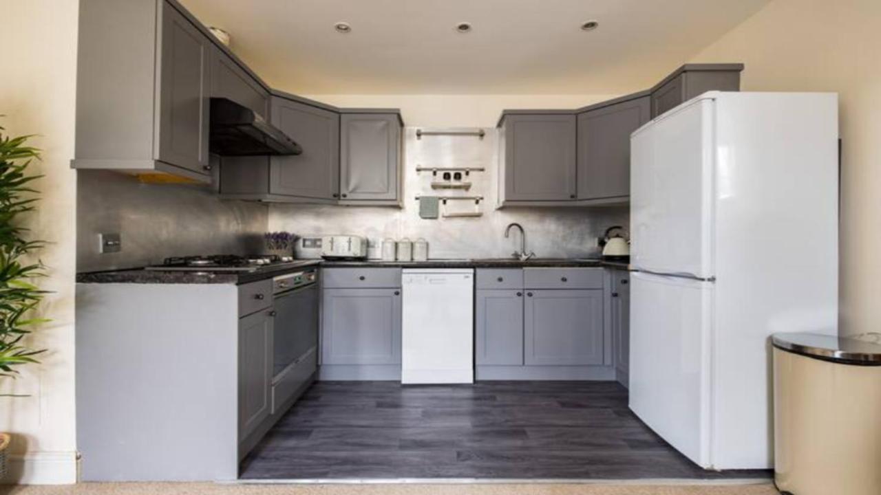The West Kensington Apartments Londen Buitenkant foto