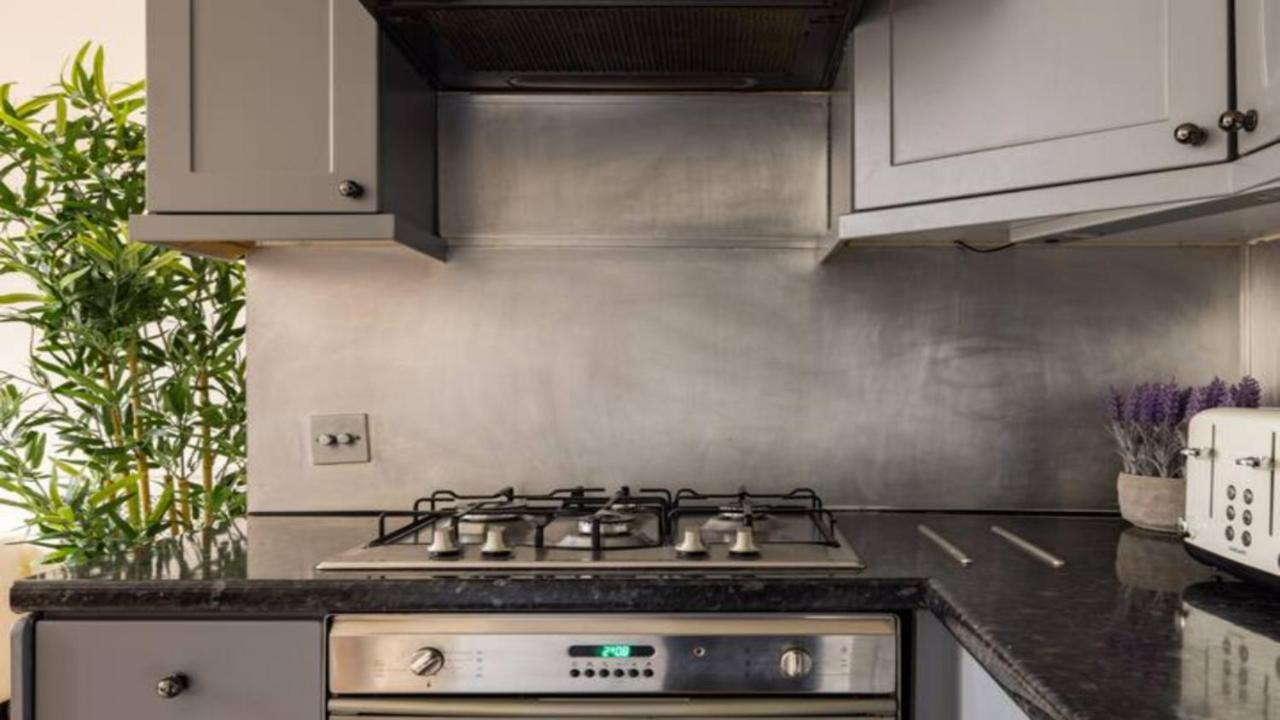 The West Kensington Apartments Londen Kamer foto