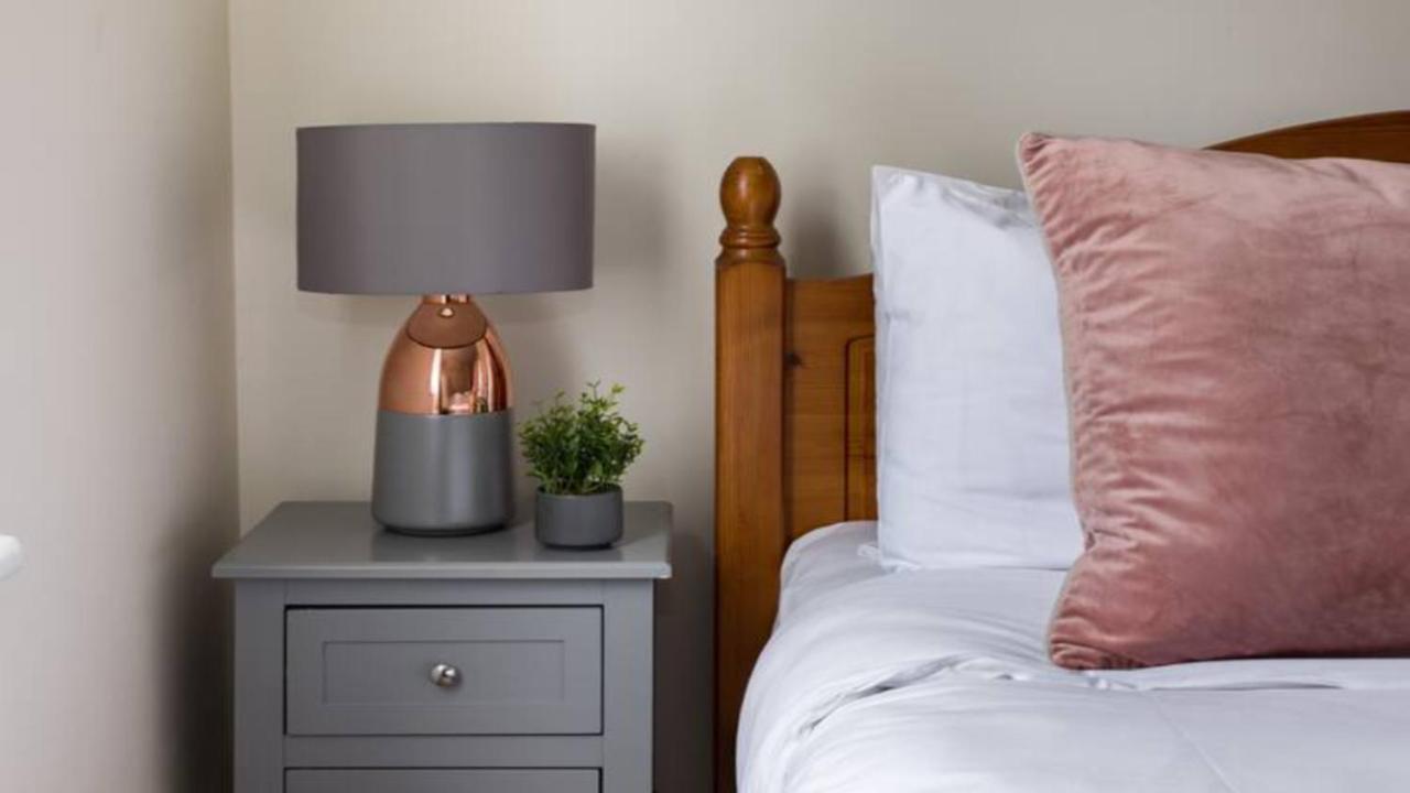 The West Kensington Apartments Londen Kamer foto
