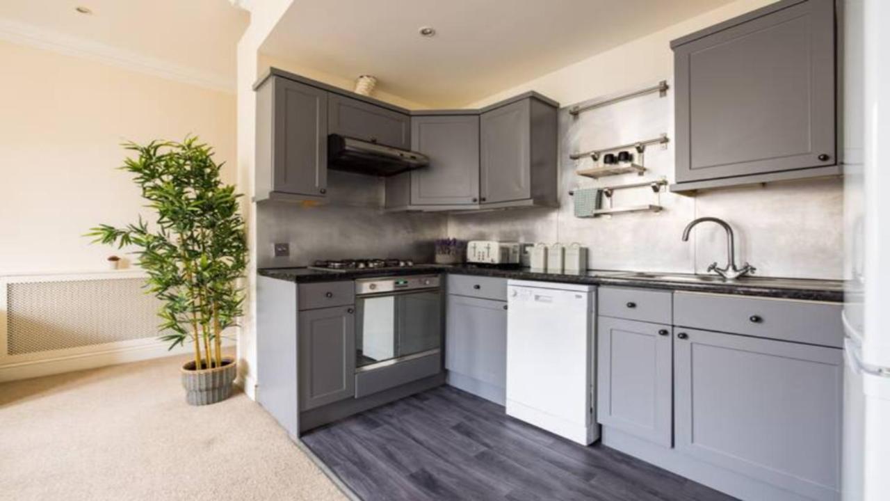The West Kensington Apartments Londen Kamer foto