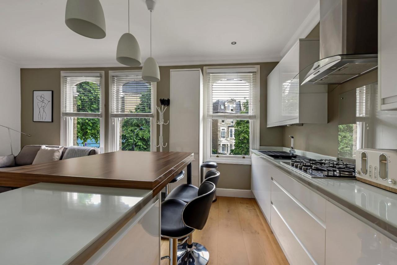 The West Kensington Apartments Londen Kamer foto